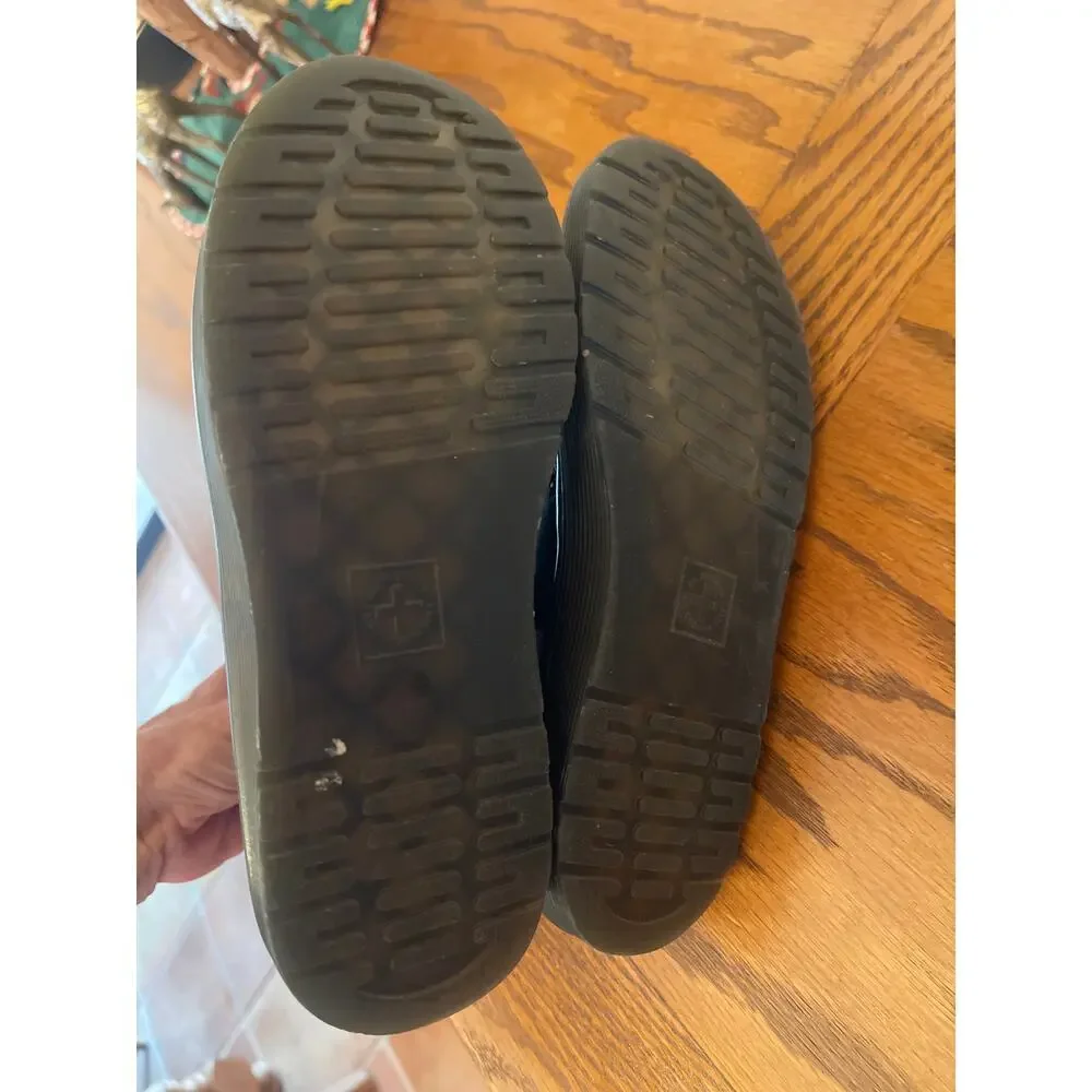 Kids Dr. Martens size 4